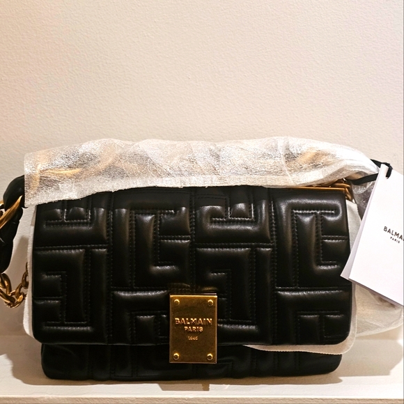 BALMAIN 1945 SOFT QUILTED LEATHER SHOULDER BAG - Picture 8 of 11